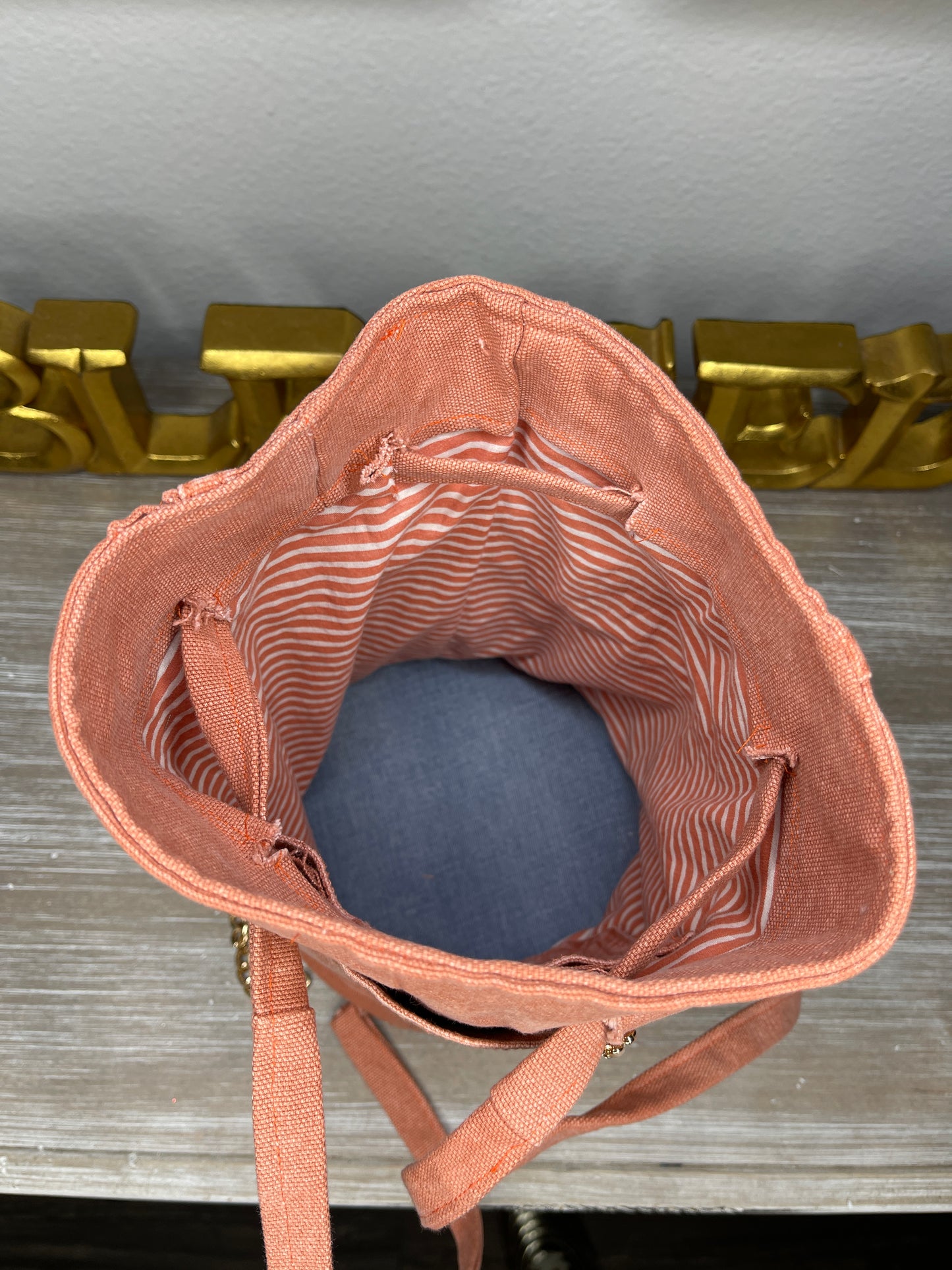 The Money Bag - Rust & Riches